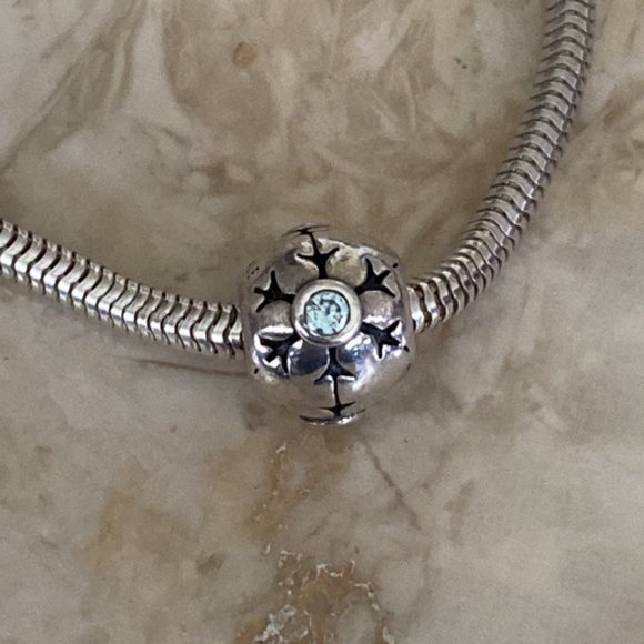 PANDORA Sterling Silver Aqua CZ Snowflake Charm - Picture 1 of 5